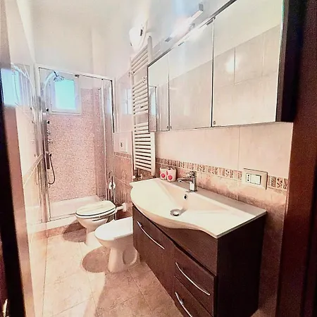 Апартаменты Aurora 1 Генуя